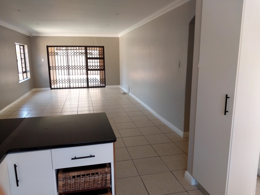 3 Bedroom Property for Sale in Summerstrand Eastern Cape